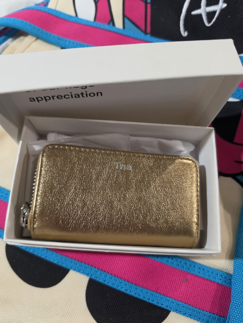 Aritzia Gold Women’s Zip-Around Wallet Solid Pattern Zipper Logo Accents NIB
